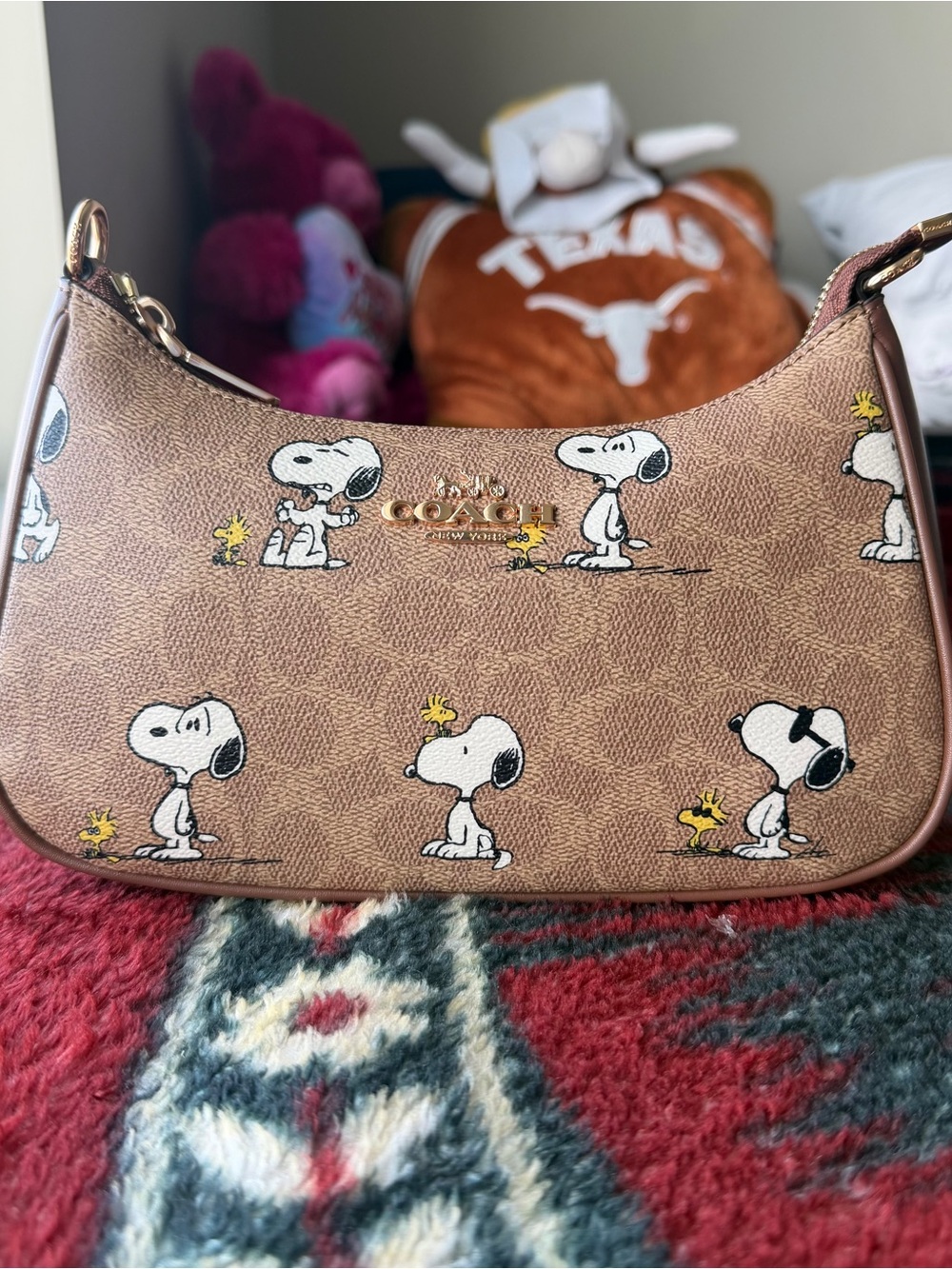 Coach Brown Snoopy Shoulder Bag - Picture 5 of 8